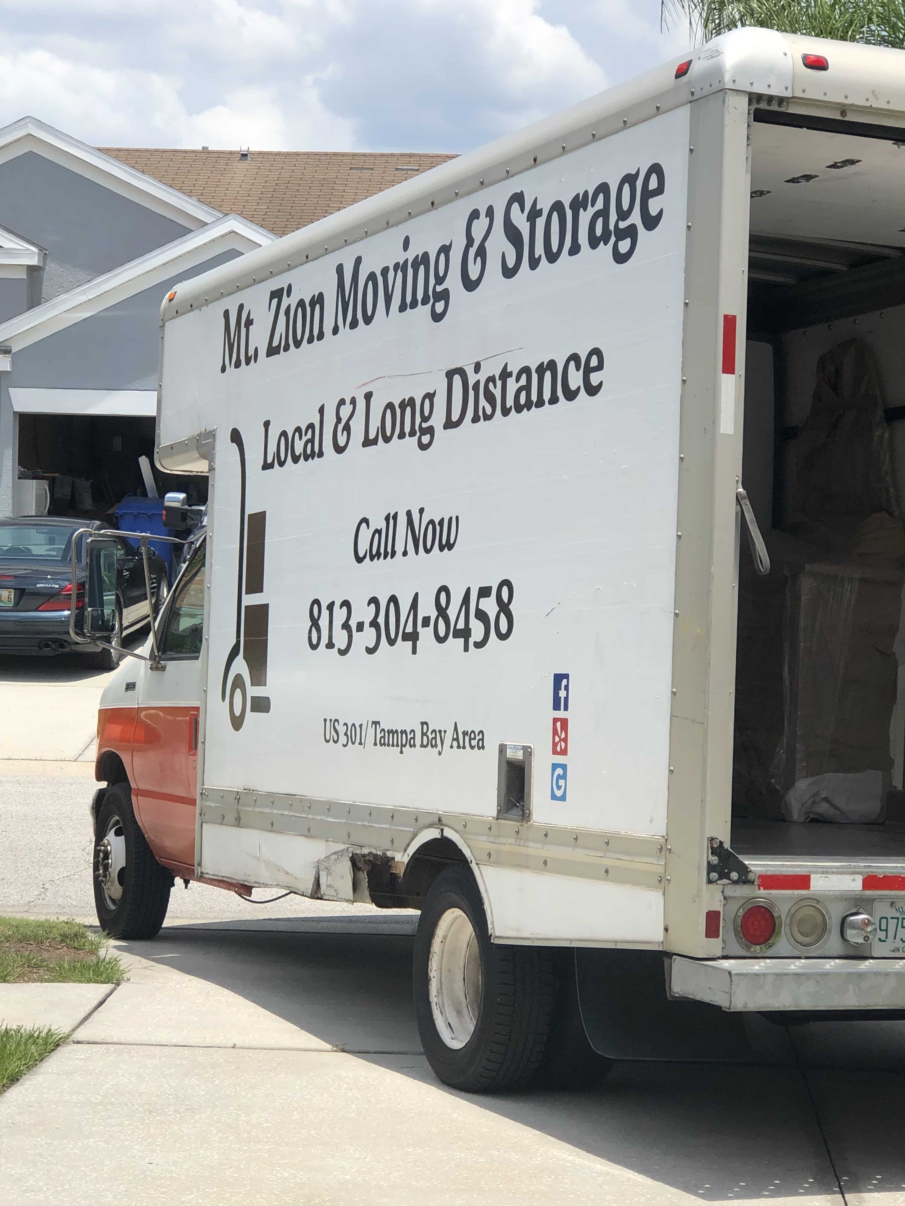 Licensed labor moving services in Largo